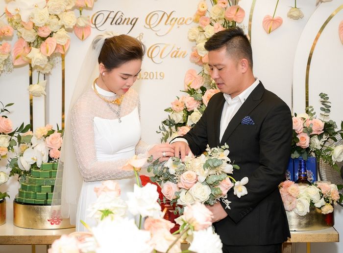 So kè gia thế, tài năng của loạt chú rể showbiz Việt cưới tháng 11