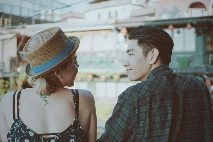 Thái Trinh viết tâm sự hậu chia tay, CDM không quên nhưng phải buông