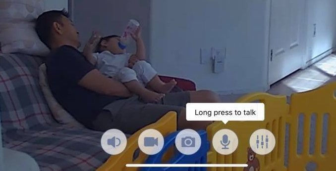 Thanh Thảo tức giận vì bảo mẫu không cho facetime với con khi xa nhà