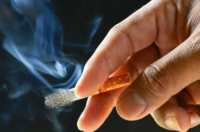 Thường xuyên cô đơn có nguy cơ tử vong bằng với hút 15 điếu thuốc/ngày