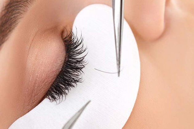 Tiến sĩ Sairah Malik: Bọ ve có thể xuất hiện sau khi nối mi