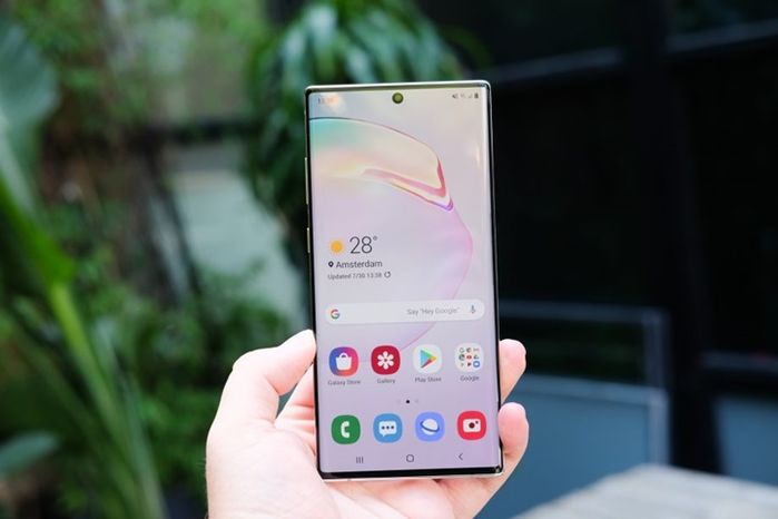 Top 10 smartphone tốt nhất: “Nhà táo” đứng đầu bảng với 4 sản phẩm