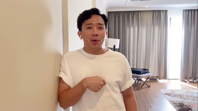 Trấn Thành: “Vợ chồng Đông Nhi ngủ chung 1 phòng để đếm tiền”