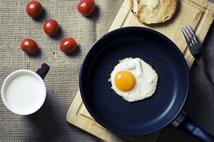 Tạp chí DD Hoa Kỳ: Trứng rán tốt hơn trứng luộc nếu dùng dầu thực vật