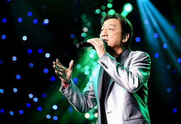 Trường Vũ 'Ông hoàng nhạc nghèo' nhưng cát-xê khủng