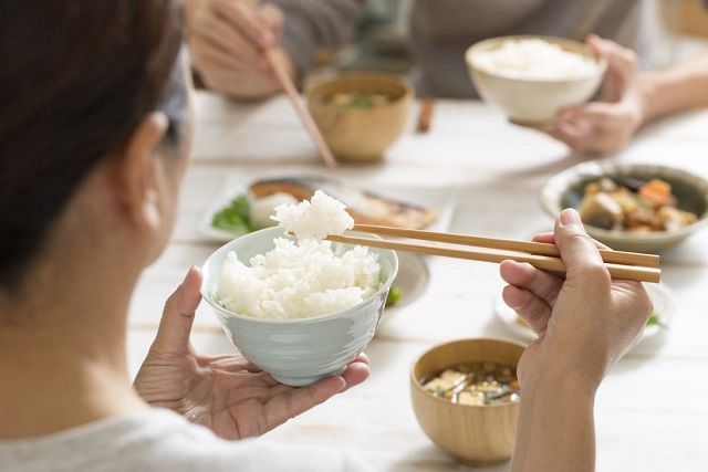 TS.BS Phương Hà: Ăn quá nhiều cơm khiến lượng đường trong máu tăng cao