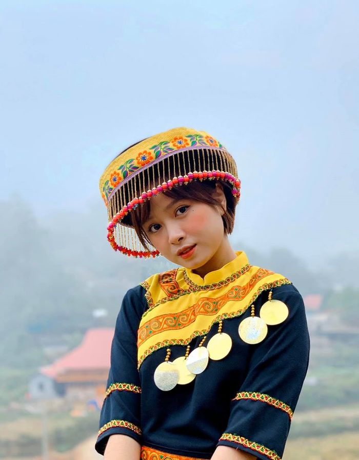 Uyên Hanna tung bộ hình xinh như con gái bản gây sốt cộng đồng mạng