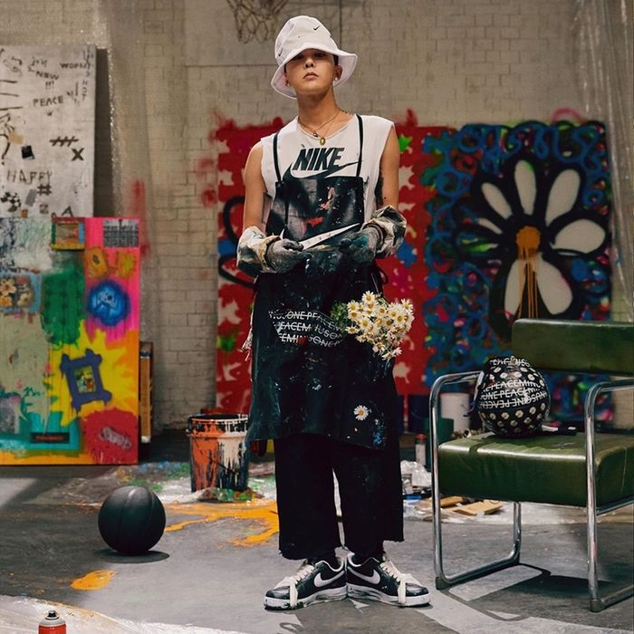 Vừa tái xuất, G-Dragon đã tạo nên hàng loạt trend mới, độc, lạ