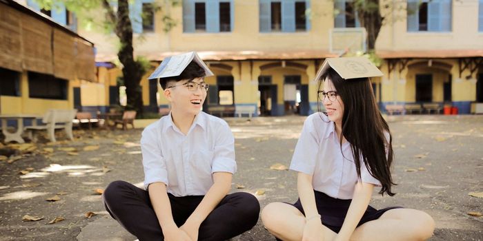 Người đẹp ít khi chụp ảnh sống ảo, người đang yêu không khoe hạnh phúc