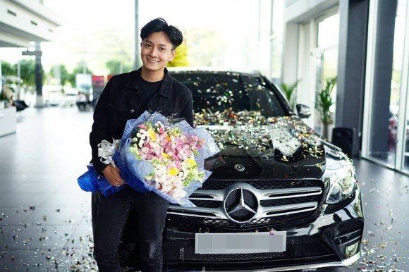 Sam vô tình tiết lộ Ngô Kiến Huy là đại gia ngầm, sở hữu tài sản khủng