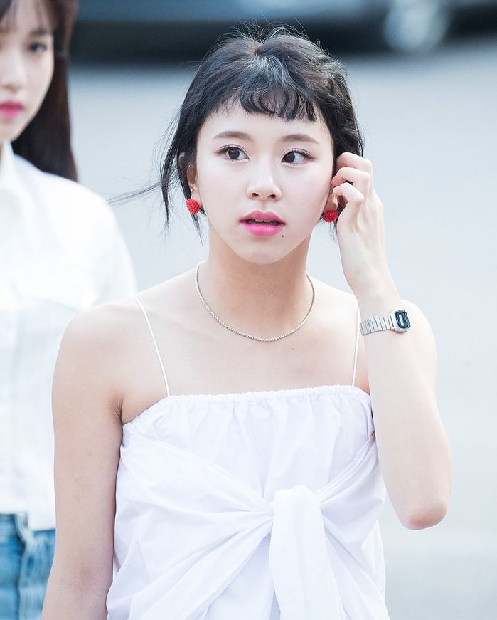 10 luật lệ idol Kpop phải tuân thủ: Không tự sửa tóc, không dùng MXH