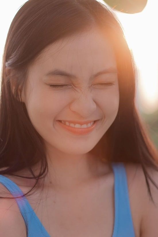 Cô giáo Hồng tung bộ ảnh đẹp tựa nàng thơ đốn tim người hâm mộ