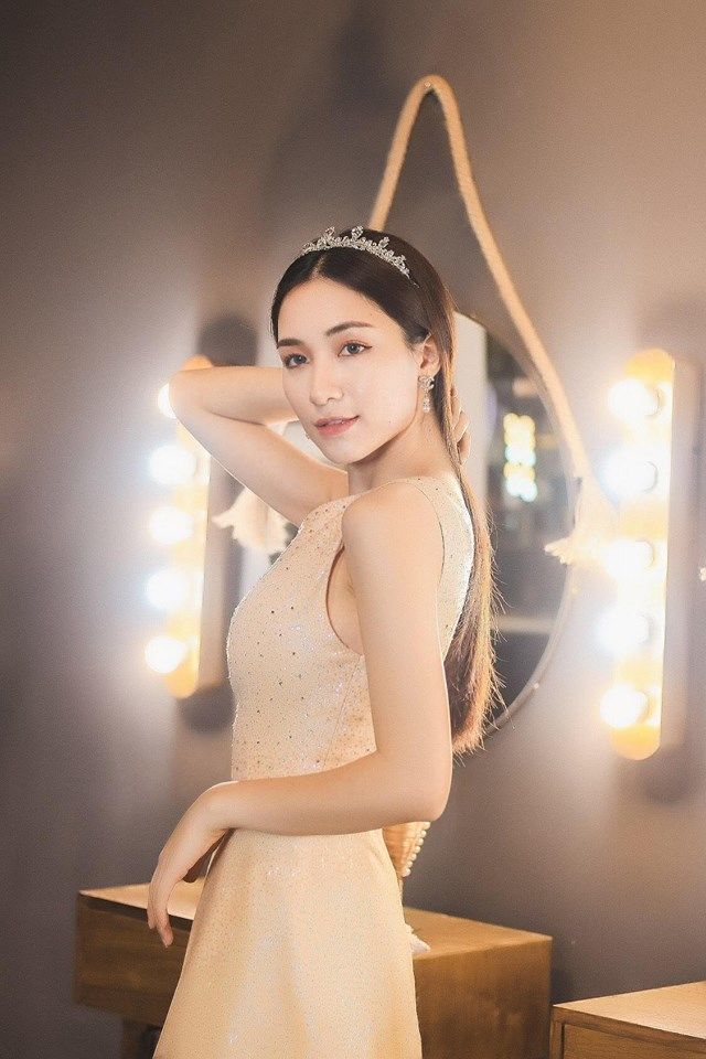 Thay đổi kiểu tóc, người hâm mộ hết lời khen ngợi Hòa Minzy, Chi Pu