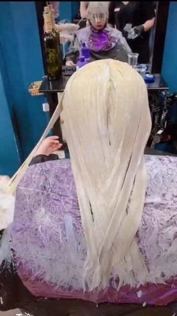 Nhuộm tóc nhiều màu nhưng vẫn cần phòng ung thư: Không tẩy tóc nhiều