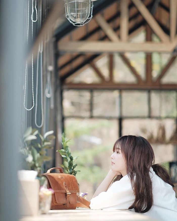 Con gái mà chẳng biết làm nũng, tính khí đàn ông thì cứ chịu ế dài dài