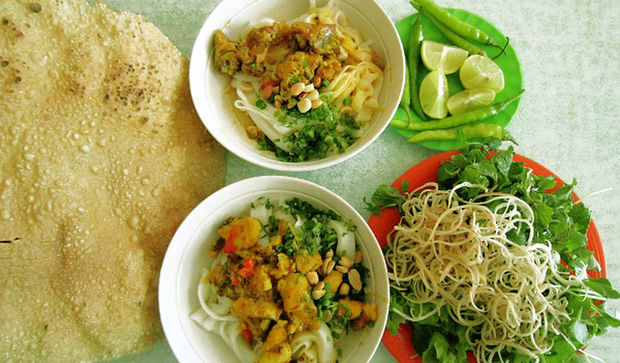 4 phố ẩm thực nổi tiếng Đà Nẵng: Phố Bằng Lăng có Yaourt muối trứ danh