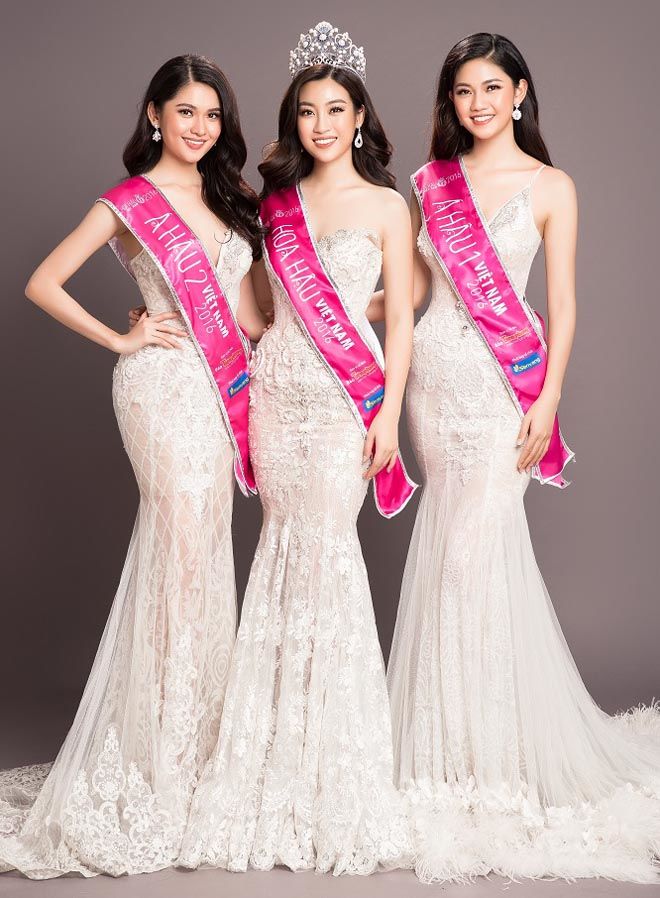 Khoảnh khắc các nàng Hậu chung một khung hình
