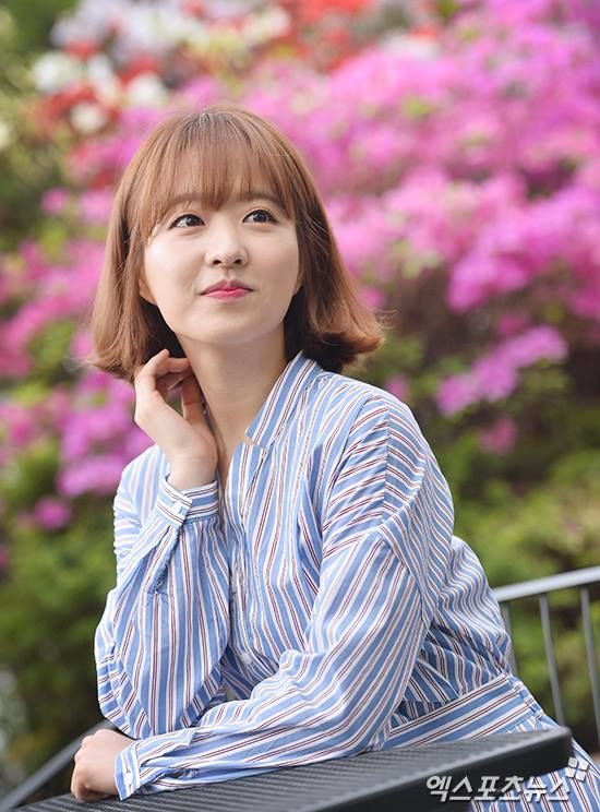 5 mỹ nhân xứ Hàn vừa xinh đẹp, tài giỏi lại còn là con nhà quân nhân