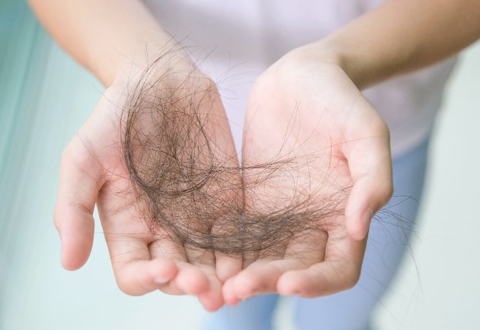 Nhuộm tóc nhiều màu nhưng vẫn cần phòng ung thư: Không tẩy tóc nhiều