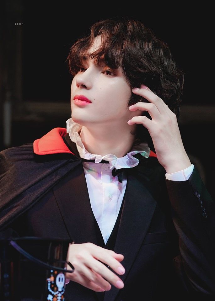 7 tân binh Kpop như bước ra từ truyện tranh vì vừa đẹp vừa khí chất