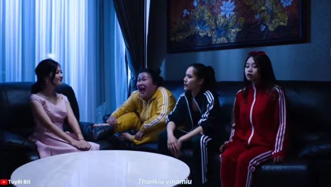 MV mới của Tuyết Bít gây sốt với hình ảnh ba nữ thám tử xinh đẹp