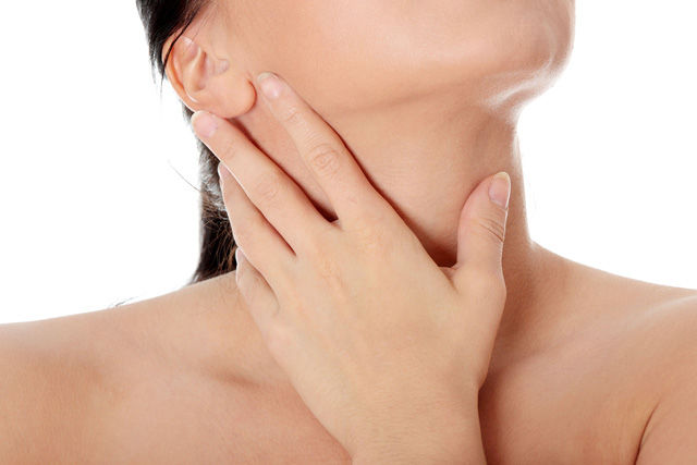 Dị ứng khi nhuộm tóc có thể dẫn đến biến dạng mặt, thậm chí là tử vong