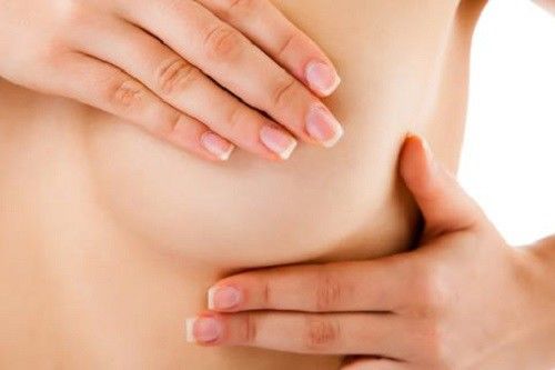 Dị ứng khi nhuộm tóc có thể dẫn đến biến dạng mặt, thậm chí là tử vong