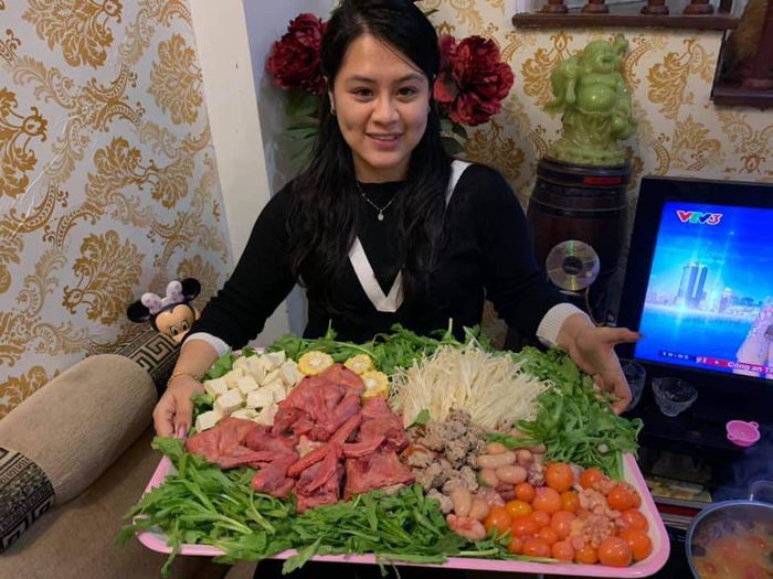 9X Hà Nội chia sẻ mâm cơm dưới 50 nghìn đồng cực ngon bổ rẻ
