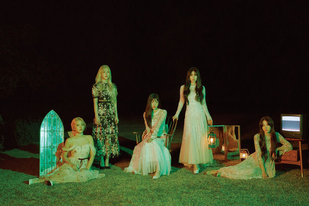 “Psycho” của Red Velvet mới ra mắt thiết lập nhiều thành tích đáng nể
