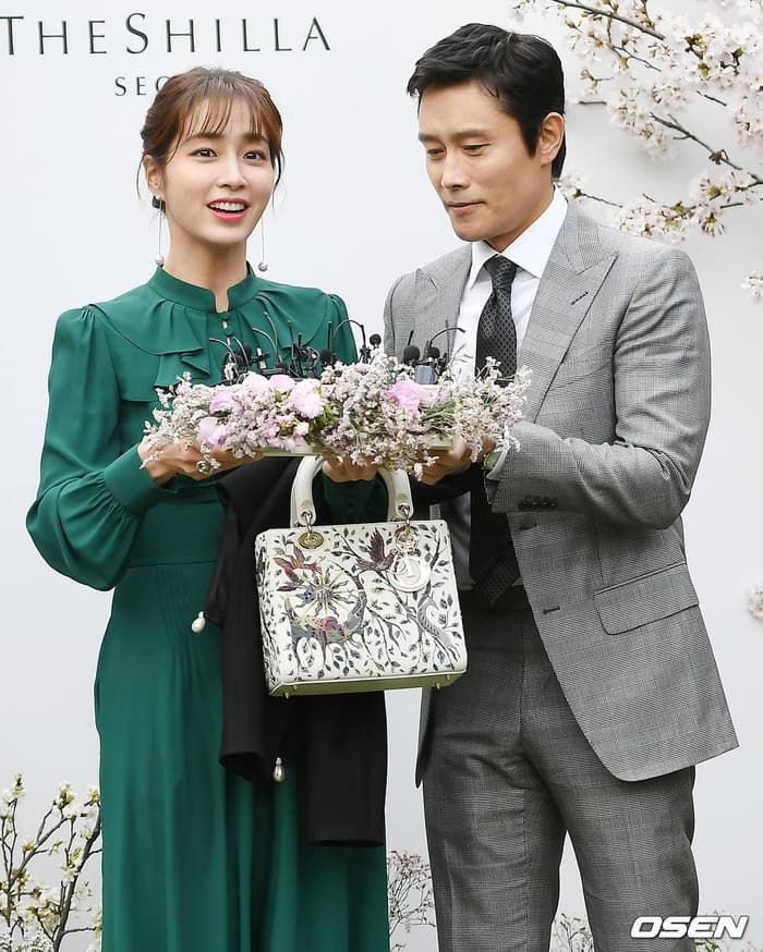 Bất chấp bê bối tình ái Lee Byung Hun vẫn là ngôi sao hạng A của Kbiz