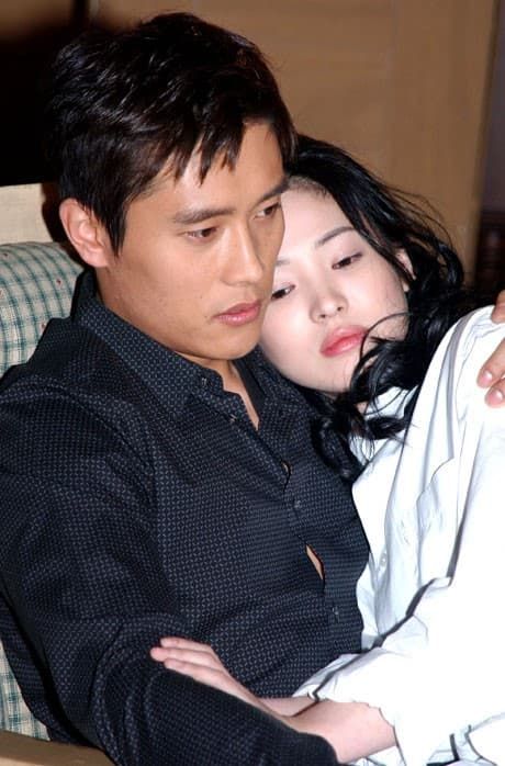 Bất chấp bê bối tình ái Lee Byung Hun vẫn là ngôi sao hạng A của Kbiz