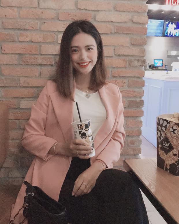Các VĐV nữ vừa tươi tắn dáng lại đẹp: Đáng mê mẩn nhất là VĐV bắn cung