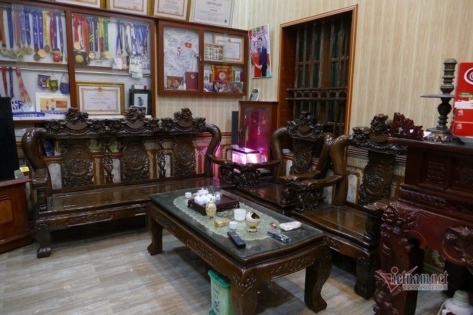 Ngôi nhà của Đoàn Văn Hậu, cầu thủ có lương 11,5 tỷ/năm tại CLB Hà Lan