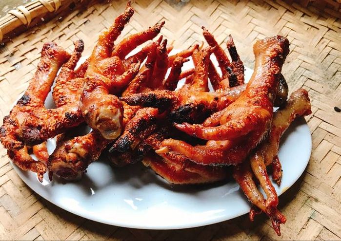 Chân gà nướng: Món ăn khiến giới trẻ phát sốt tiềm ẩn nguy cơ ung thư