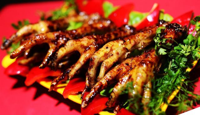 Chân gà nướng: Món ăn khiến giới trẻ phát sốt tiềm ẩn nguy cơ ung thư