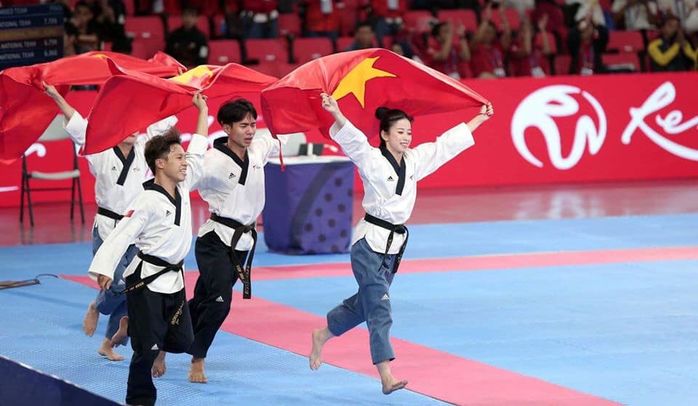 Châu Tuyết Vân - Hot girl làng võ nhận liên tiếp 4 HCV tại SEA Games