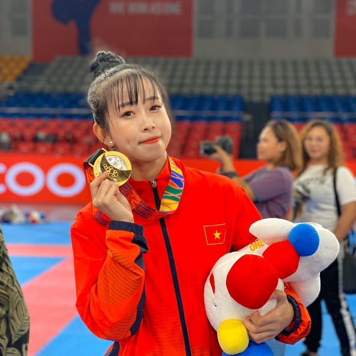 Châu Tuyết Vân - Hot girl làng võ nhận liên tiếp 4 HCV tại SEA Games