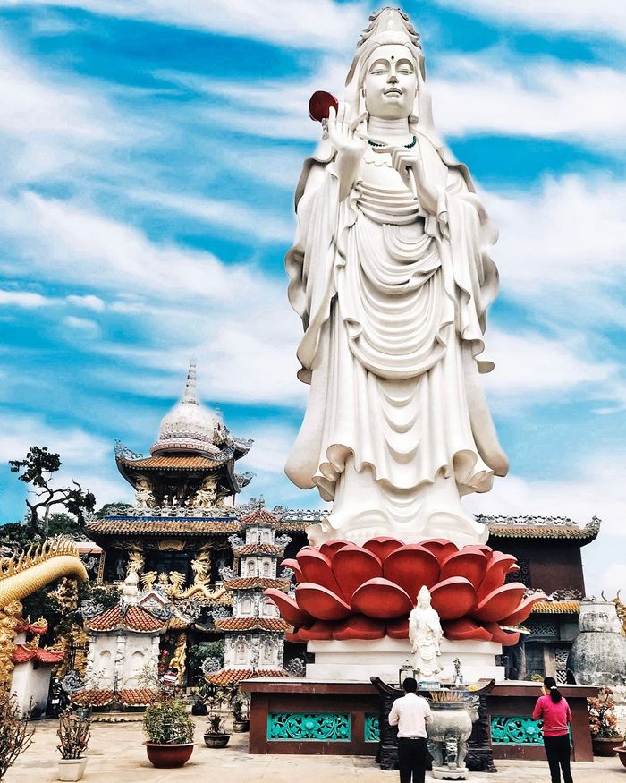 Chùa Châu Thới: Ngôi chùa cổ nằm trên đỉnh núi, view đẹp đến ngỡ ngàng