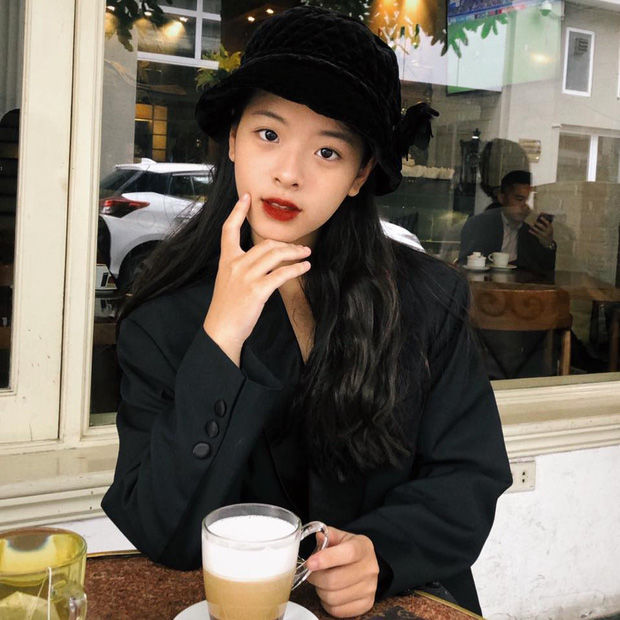 Con gái NSƯT Chiều Xuân nhan sắc xinh đẹp vượt trội ở tuổi 15