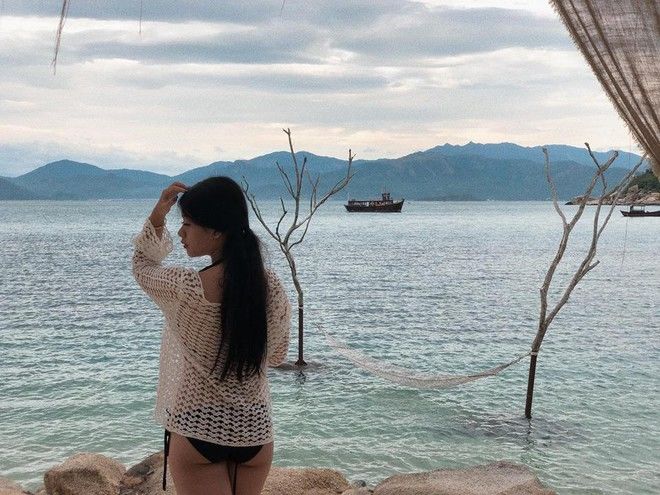Con gái NSƯT Chiều Xuân nhan sắc xinh đẹp vượt trội ở tuổi 15