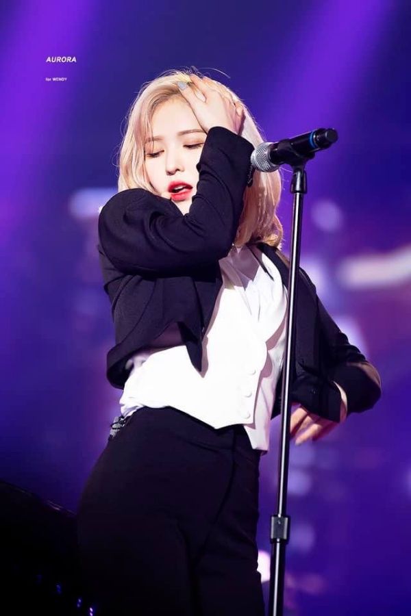 Cùng nhuộm màu tóc vàng hoe, mỹ nhân Kpop đều sở hữu nhan sắc đỉnh cao