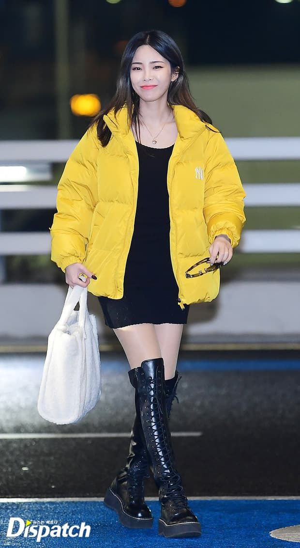 Cùng xuất hiện tại sân bay: Krystal lạnh lùng, Jihyo (TWICE) tiều tụy
