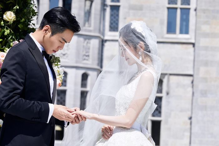 So kè mức độ chịu chi trong những đám cưới hot nhất Cbiz năm 2019