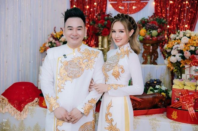 Đám cưới được mong chờ năm 2020: Văn Đức, streamer Xemesis gây sốt