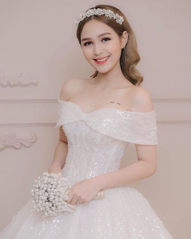 Đám cưới được mong chờ năm 2020: Văn Đức, streamer Xemesis gây sốt