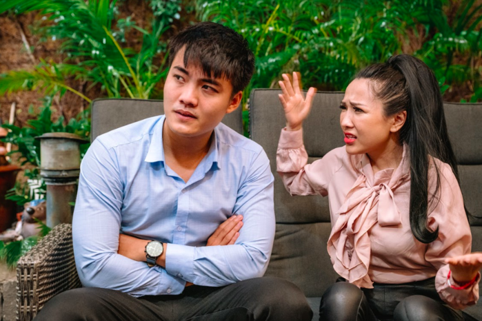 Đặt lên bàn cân tầm quan trọng của người yêu và bạn thân