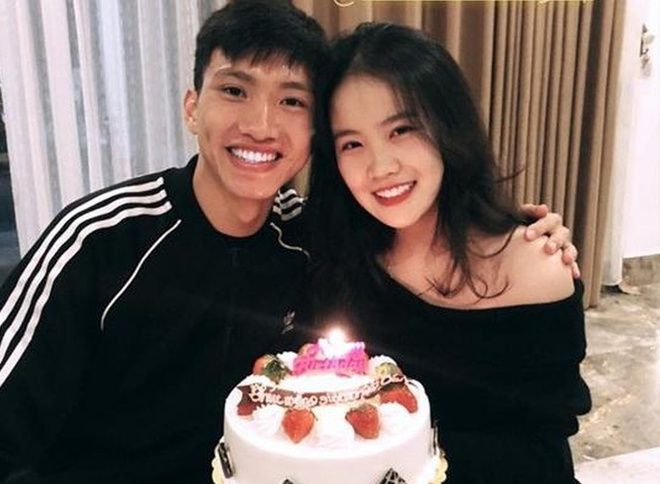 Đọ dàn bạn gái cầu thủ dự SEA Games 30: Toàn hotgirl xinh đẹp, gợi cảm