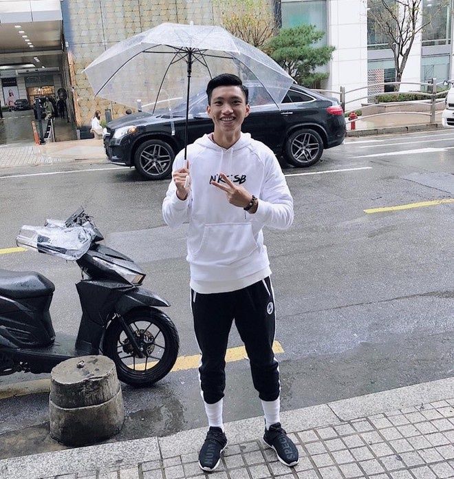 Đoàn Văn Hậu: Cầu thủ sở hữu toàn hàng hiệu, có món lên tới trăm triệu