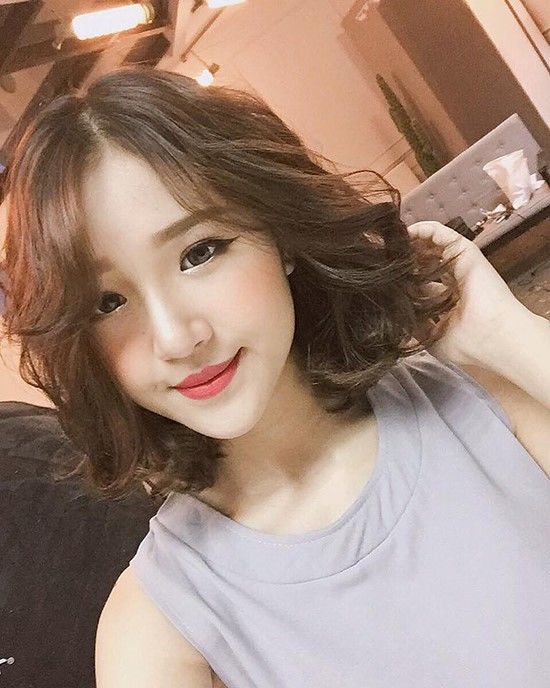 Đua đòi làm tóc đón Tết, chị em vỡ mộng tóc với chả tai chỉ phí tiền