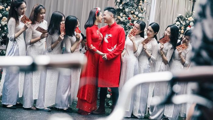 Đám cưới Lưu Đê Ly và bạn trai DJ: Đơn giản, ấm cúng